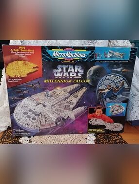 NEW IN BOX VINTAGE 1995 GALOOB MICRO MACHINES SPACE STAR WARS MILLENNIUM FALCON
